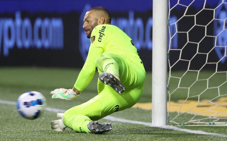 Weverton destaca rivalidade e diz que final da Supercopa vai ‘parar o Brasil’