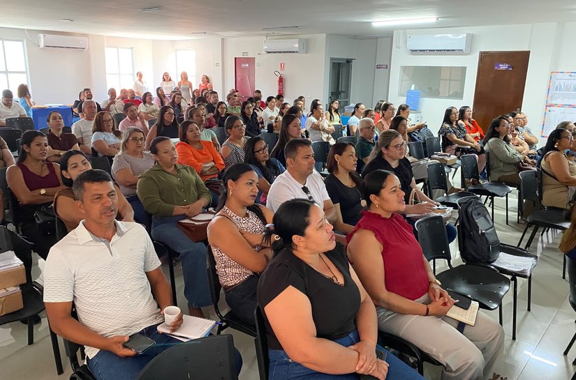 Educação de Traipu realiza reunião para apresentação de avaliação diagnóstica