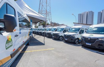Ministério do Desenvolvimento Social destaca entrega de vans do MobSUAS