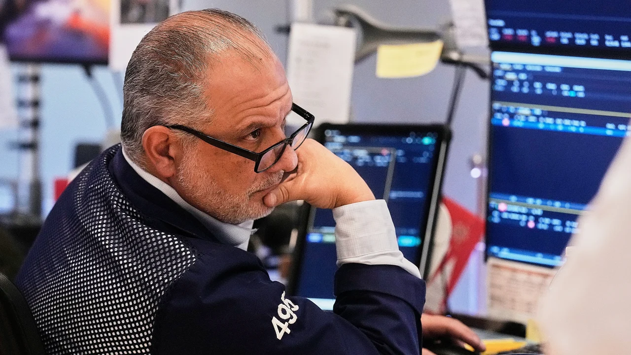 Ações americanas sobem em meio à volatilidade dos mercados mundiais.