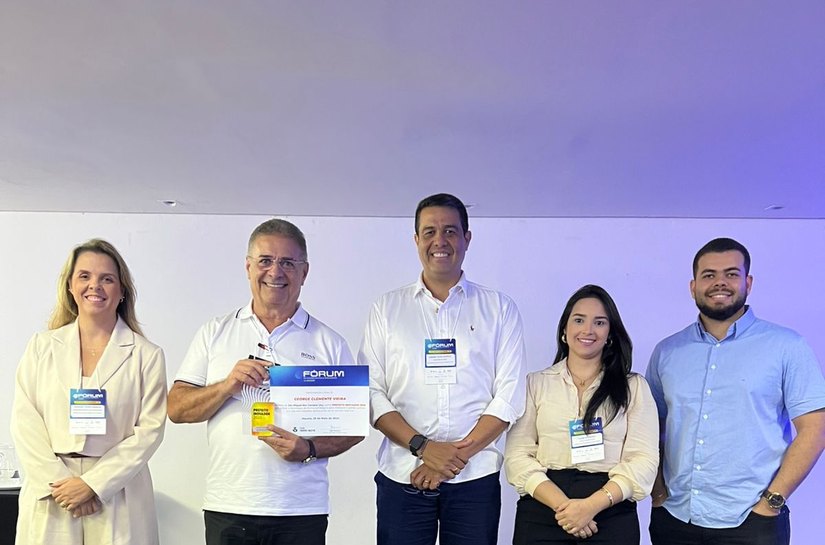 George Clemente recebe Prêmio Prefeito Inovador em evento nacional de Cidades Inteligentes