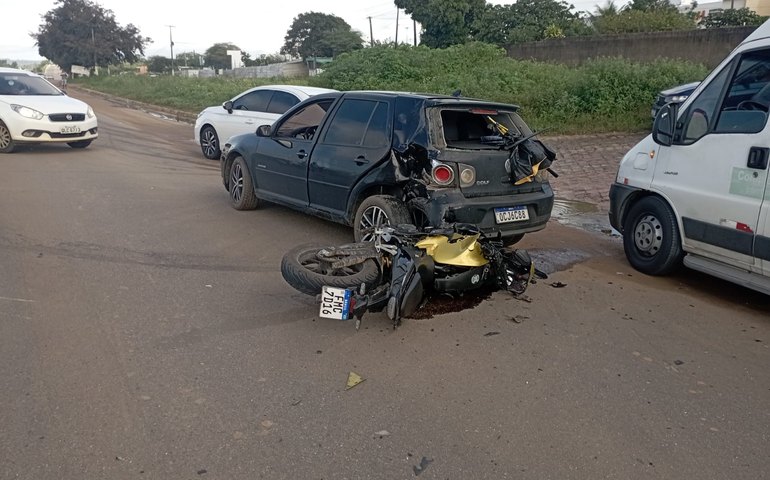 Motociclista fica ferido após colisão com carro na BR-316, em Palmeira dos Índios