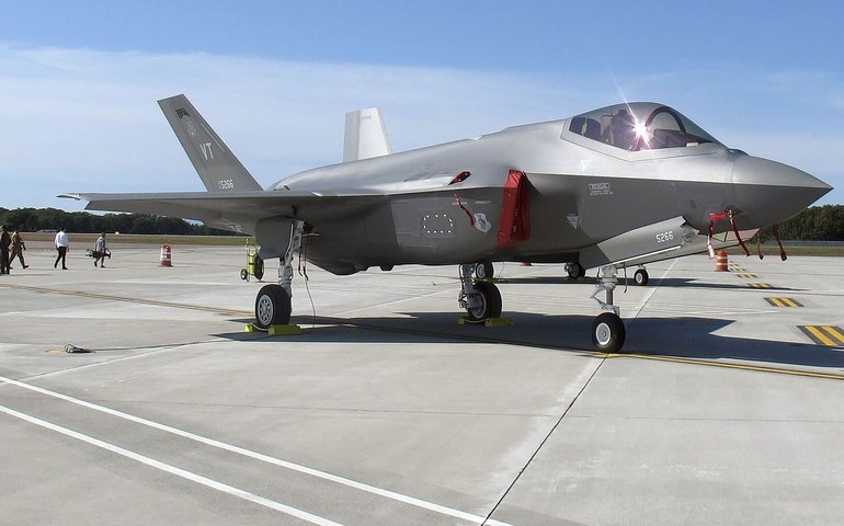 Índia informa EUA que não está interessada em comprar caças furtivos F-35, escreve mídia