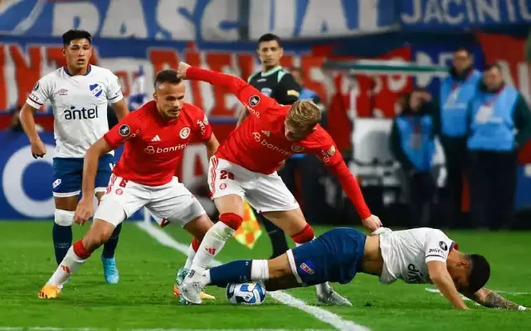 Inter leva empate do Nacional no fim e deixa escapar classificação antecipada na Libertadores