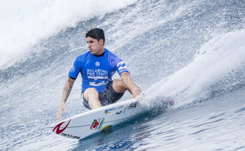 Filipe, Ítalo e Willian avançam em Bali no surfe; Medina, Mineirinho e Jessé caem