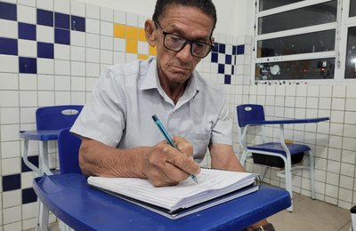 Encceja 2025: mais de 12 mil alagoanos participam das provas para certificação do ensino fundamental ou médio