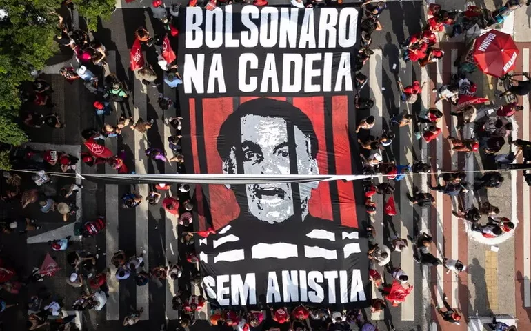Maioria é contra anistia para Bolsonaro, diz Datafolha