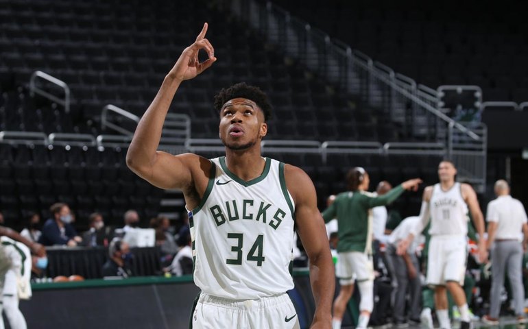NBA revela time ideal com Antetokounmpo, Jokic, Curry, Doncic e Kawhi Leonard