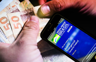 Trabalhadores nascidos em agosto podem sacar auxílio emergencial