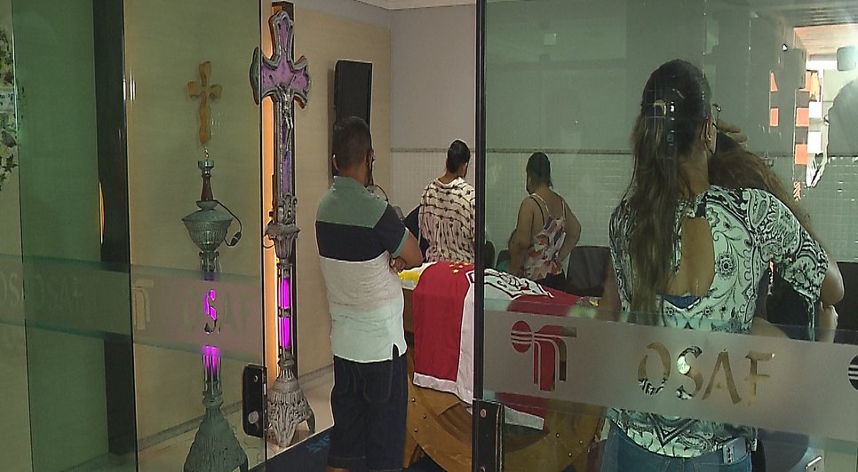 Corpo de sergipano que morreu após realizar teste físico de concurso é velado em Aracaju / Foto: Foto: Reprodução/TV Atalaia