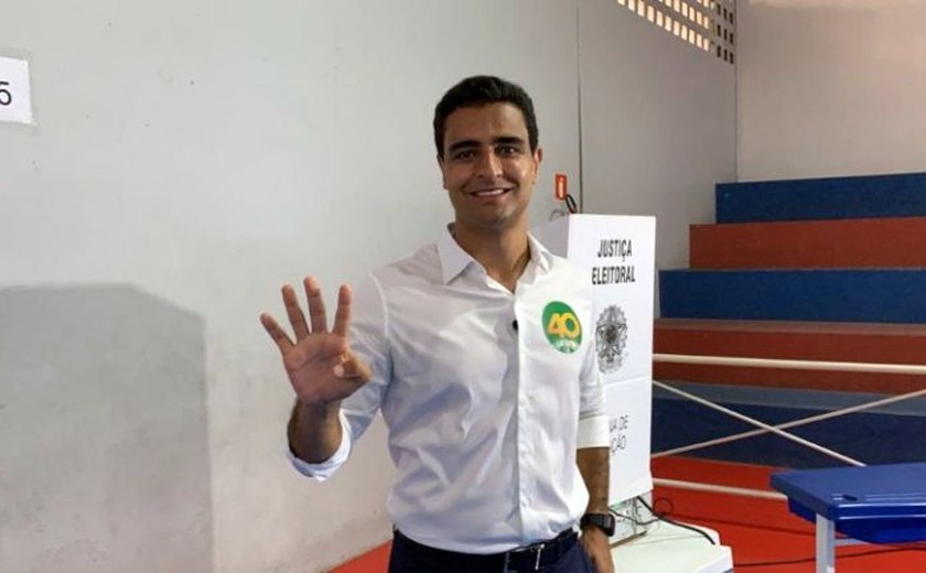 Maceió: JHC vota e diz estar muito confiante na vitória