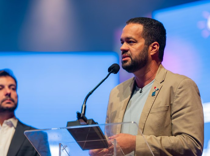 Sob presidência de Alagoas, Consórcio Nordeste firma acordo para impulsionar tecnologia entre os pequenos negócios