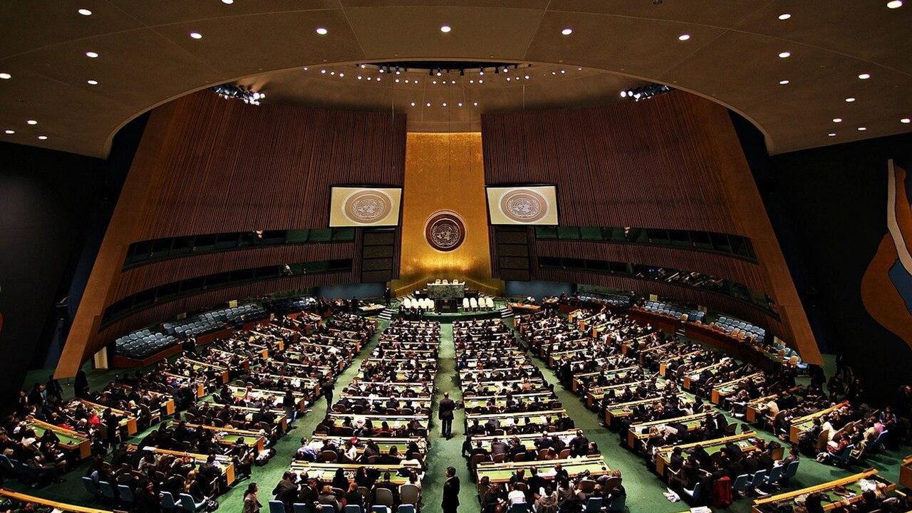 Discursos sobre paz não bastam, o mundo precisa de medidas concretas, diz especialista
