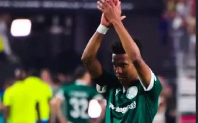 Palmeiras volta ao Brasil com elenco enfraquecido e terá sequência desgastante e decisiva