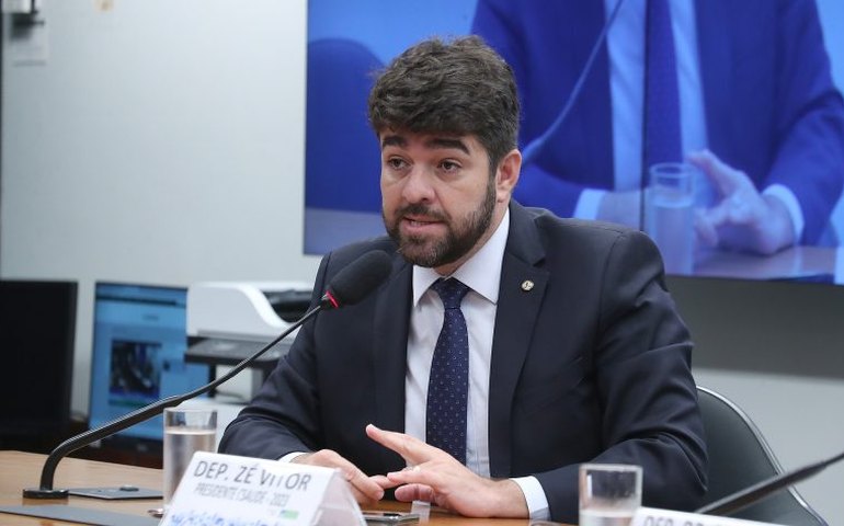 Projeto classifica repelente de inseto como bem essencial e indispensável no combate à dengue