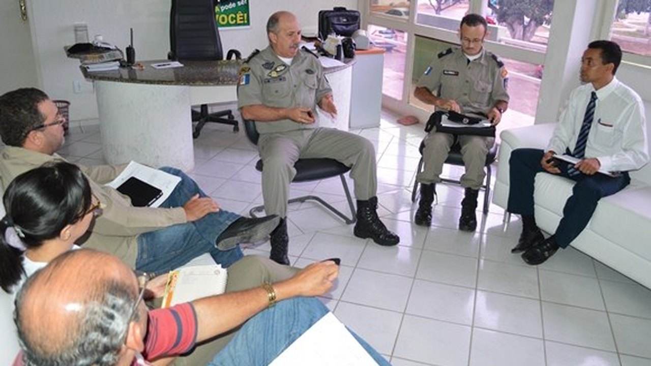 PM dá andamento à implantação de Pelotão Escolar em Arapiraca