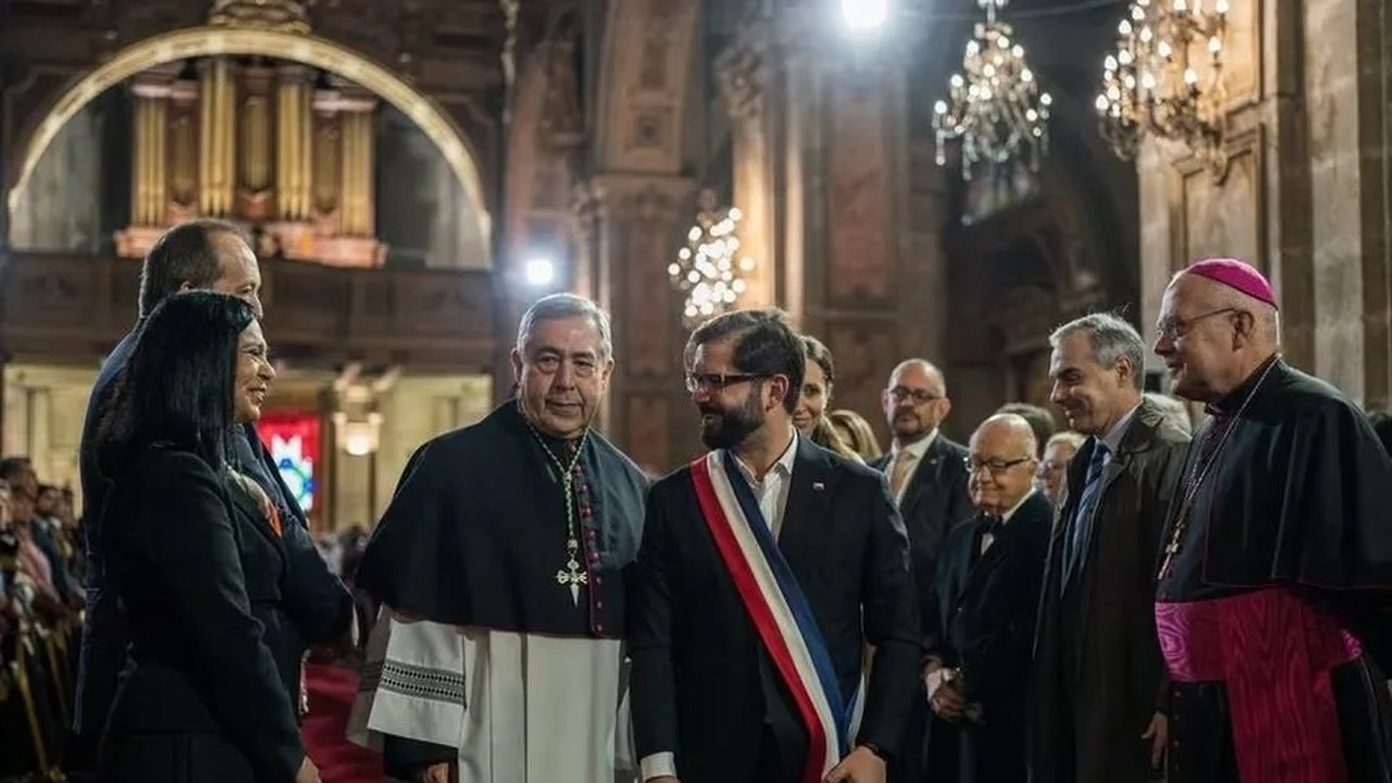 Cardeal chileno pede por informações sobre desaparecidos da ditadura de Pinochet; entenda