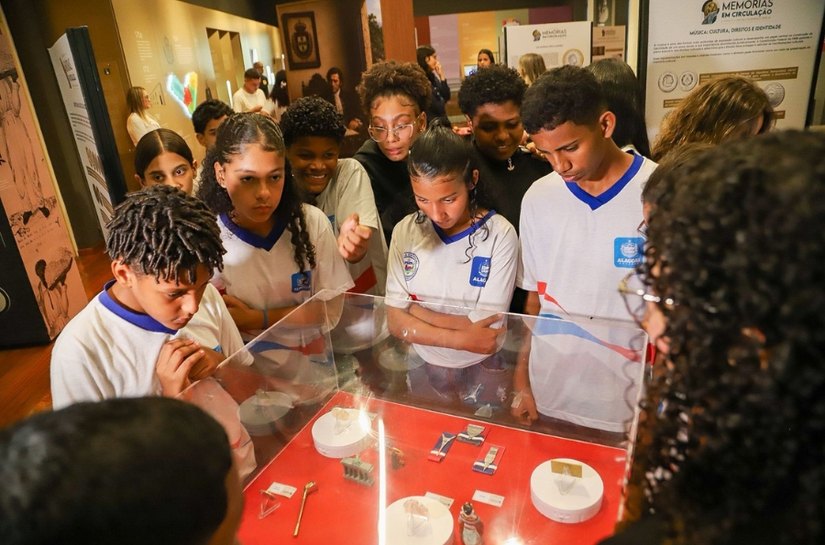 'Quero defender as vítimas', afirma estudante de 11 anos em visita ao TJAL