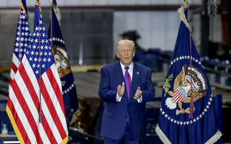 Trump dá prazo de '10 a 15 dias' para Irã aceitar acordo