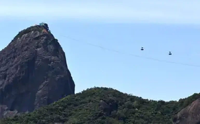 Ministério Público pede suspensão de tirolesa no Pão de Açúcar