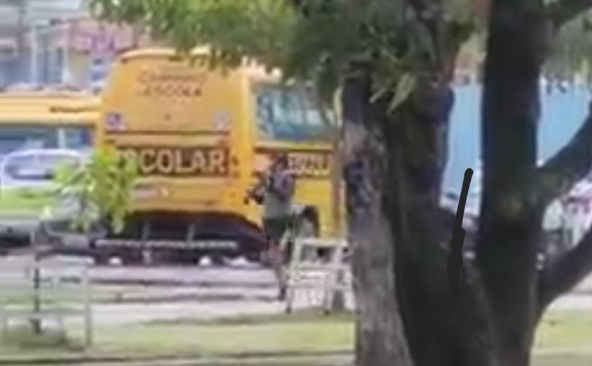 Militar filmado correndo armado no Cepa será investigado em Maceió