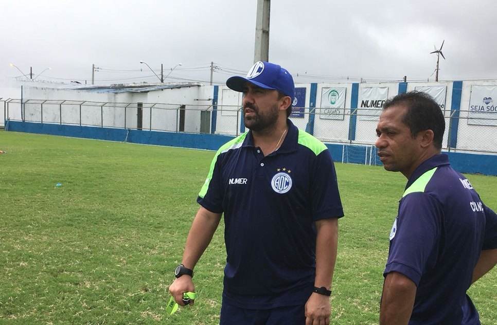técnico do confiança / Foto: confiança