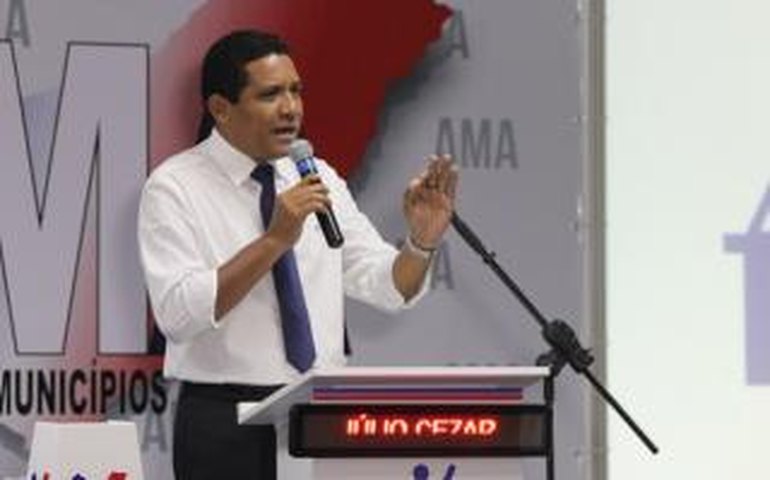 Júlio Cezar defende núcleo de auxilio aos municípios na elaboração de projetos