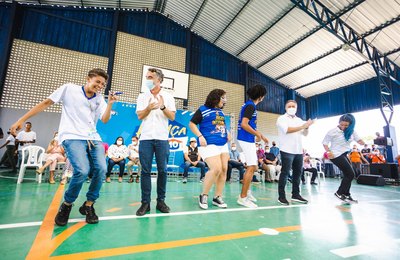 Inauguração, lançamento de novos programas e troca de experiências marcam o Avança Escola 10 em Rio Largo