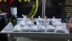 Abordagem termina com três homens presos e 15 kg de drogas apreendidos na Grande Aracaju