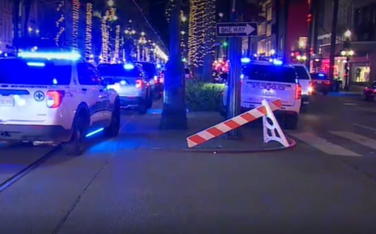 Motorista atropela multidão e mata 9 pessoas em festival de rua no Canadá