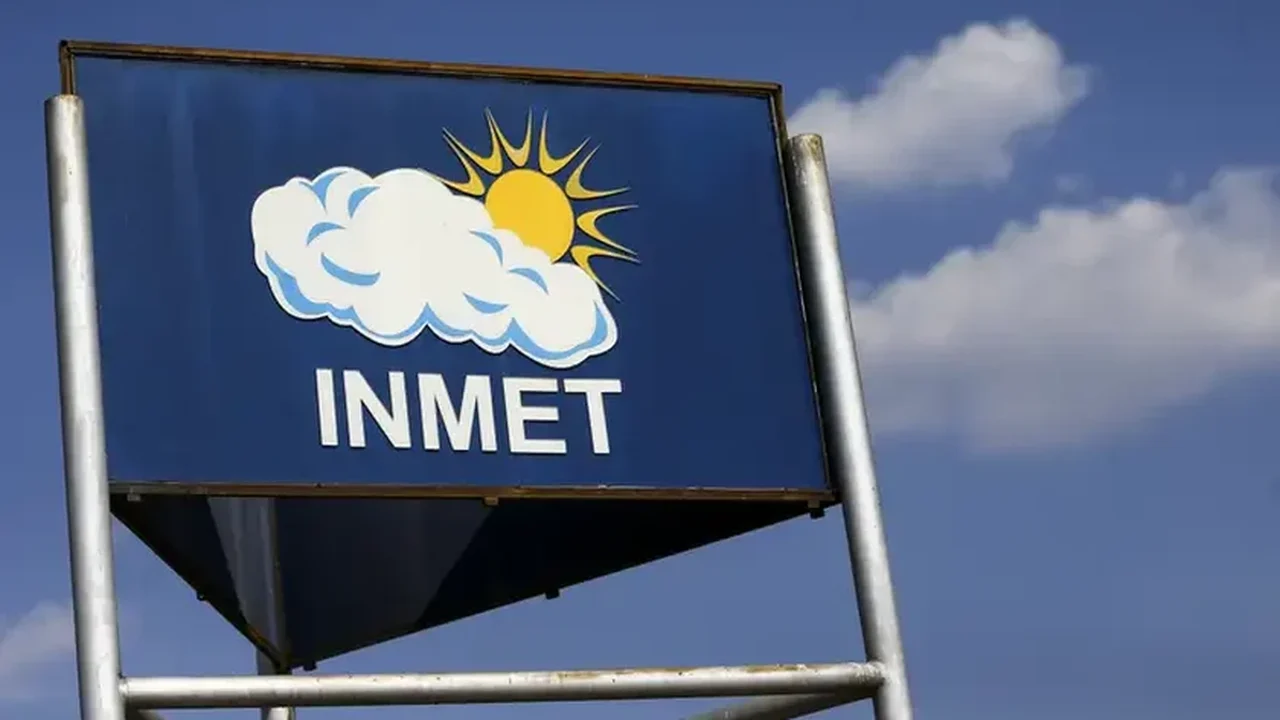 Inmet emite alertas amarelo e laranja para chuvas intensas e vendaval em 24 estados