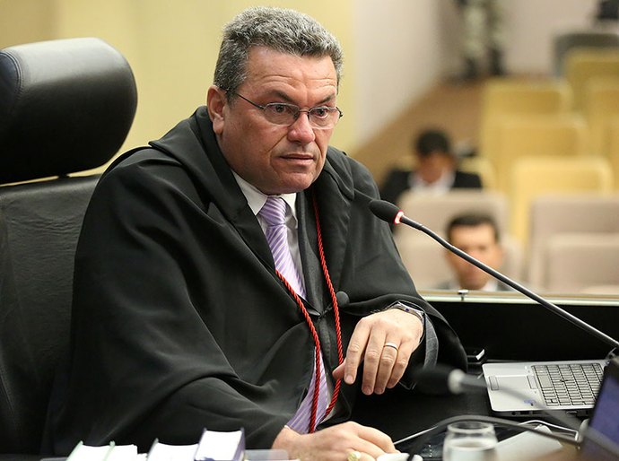 Justiça mantém ação de improbidade contra procurador de Japaratinga