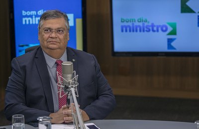Flávio Dino: “Nós vamos dobrar, no ano que vem, a obrigatoriedade de investimento em segurança das mulheres”