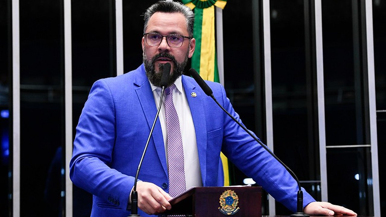 Rick explica importância de projeto aprovado de assistência no pós-parto