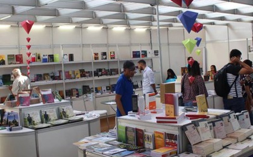 Edufal lançará cerca de 100 livros durante a 10ª Bienal do Livro de Alagoas