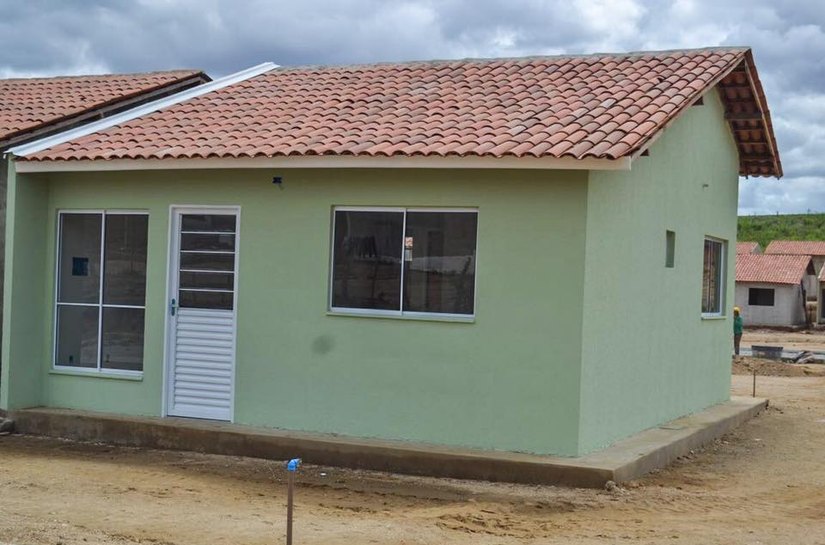 Prefeitura da Laje acelera obras de construção de 200 casas populares