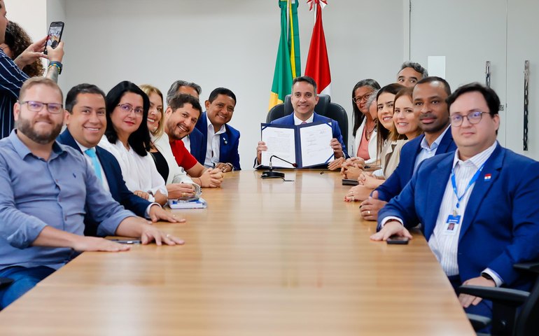 Paulo Dantas anuncia instalação de empresa de call center em Palmeira dos Índios
