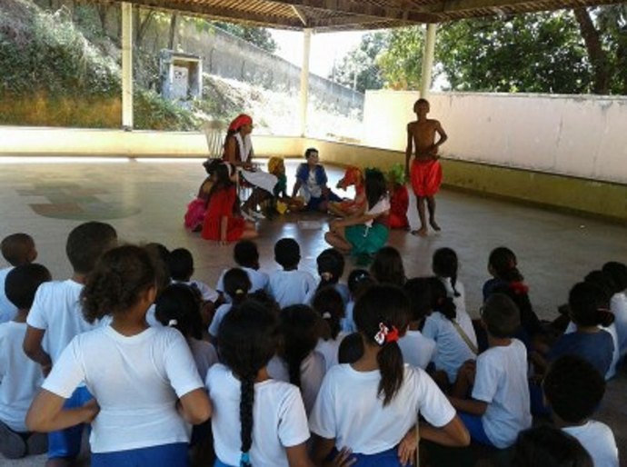 Teatro fecha mês do folclore com encenação do Sítio do Pica-pau Amarelo