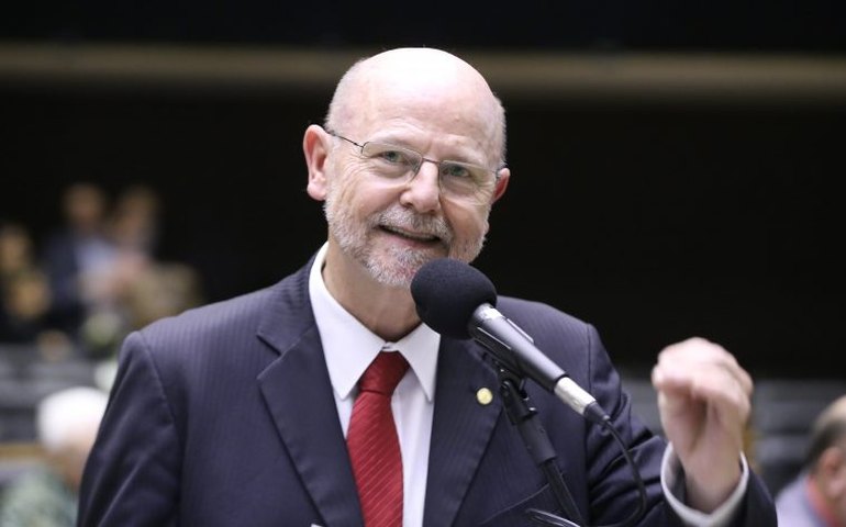 Vice-líder do governo afirma que a prioridade neste semestre é defender a soberania nacional