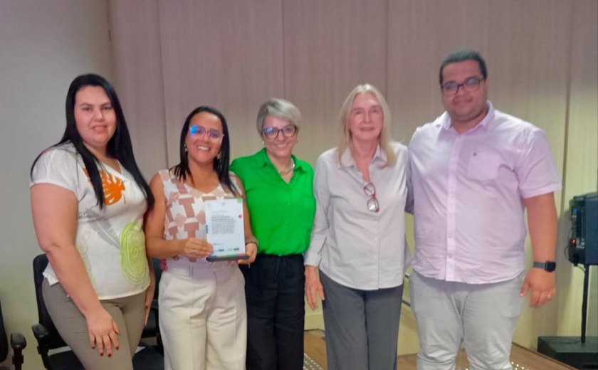 Assistência Social de Anadia é homenageada por produtividade na inclusão do BPC no Cadastro Único