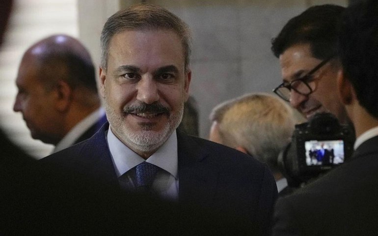 'Foi uma boa negociação', diz chanceler turco sobre reuniões entre Rússia e Ucrânia