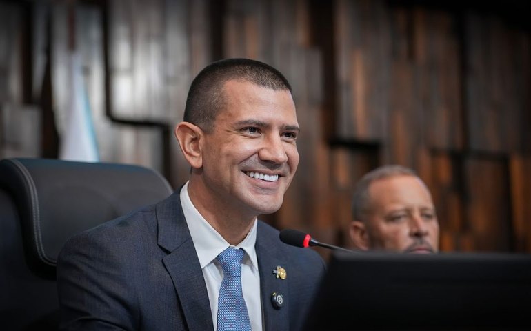 Douglas Ruas é eleito presidente da Assembleia Legislativa do Rio
