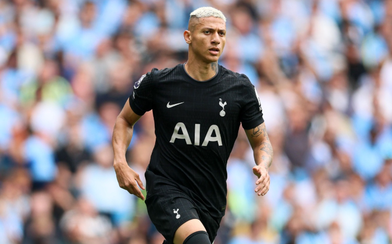 Richarlison desmonta defesa de Guardiola e Tottenham vence Manchester City pela Premier League