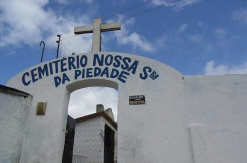 Cemitérios de Santana do Mundaú recebem melhorias para Dia de Finados