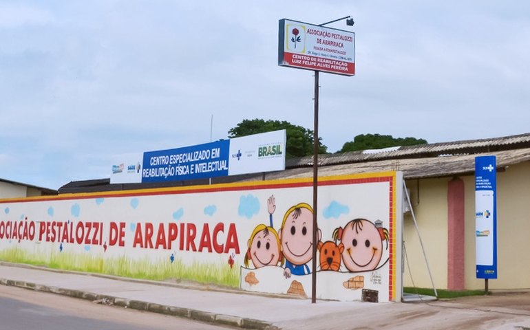 Vândalos arrombam depósito da Pestalozzi em Arapiraca, Alagoas