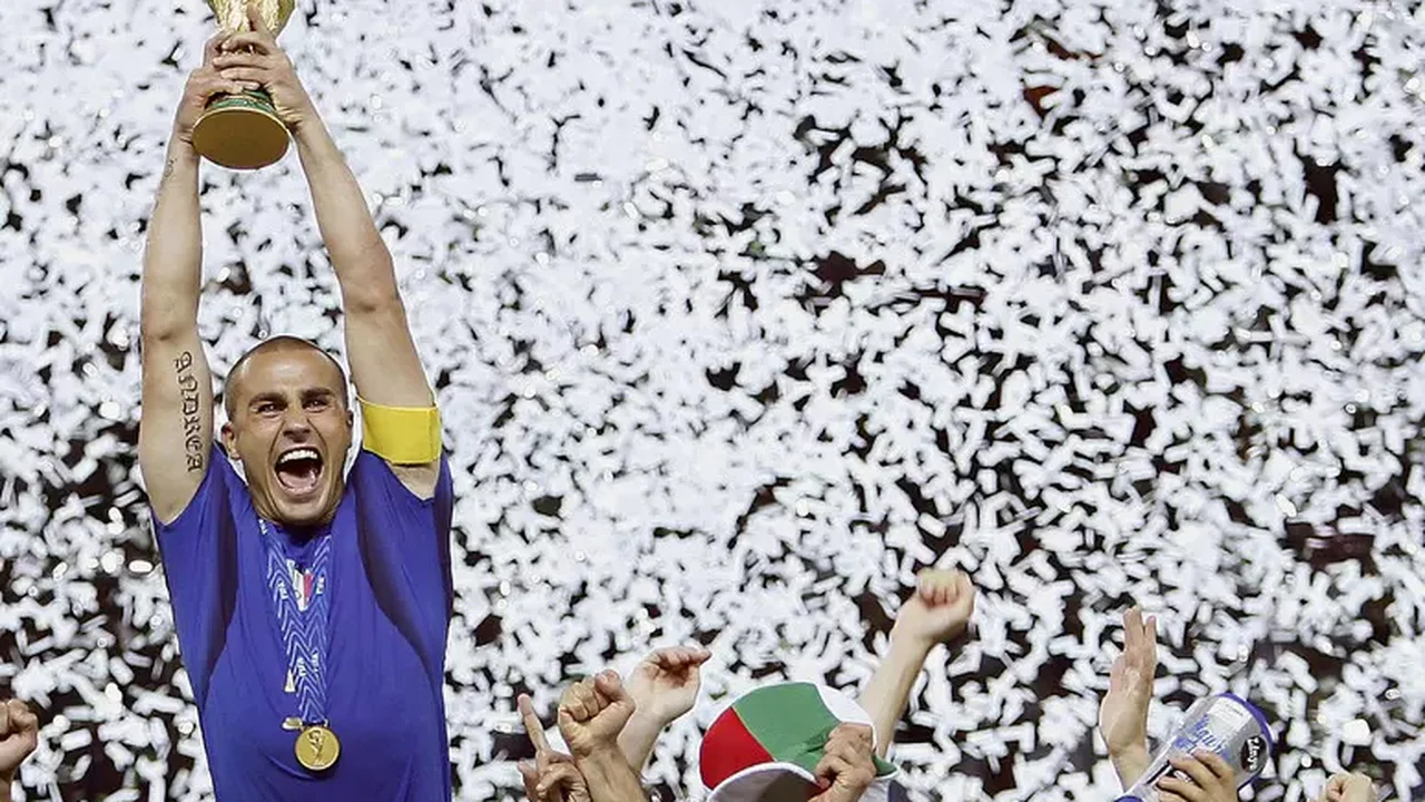 Fora da Copa, Itália recorda 20 anos do tetra com sabor amargo