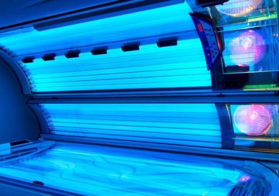 Saúde aponta riscos do bronzeamento artificial e faz alerta à população de Maceió