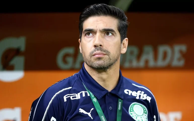Abel cita Senna de novo, define Palmeiras como uma 'sombra' e se diz triste com jogadores