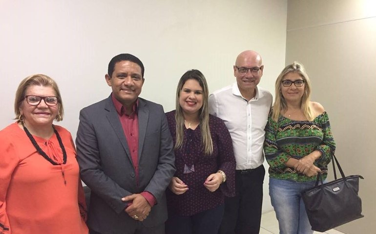 Estado e Organizações Arnon de Mello selam novas parcerias com Palmeira dos Índios