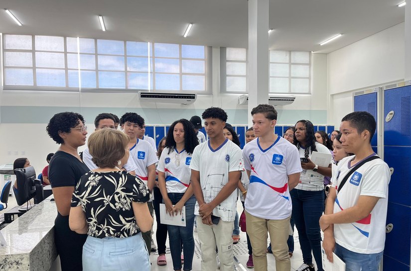 Projeto da Uncisal aproxima alunos do ensino médio do ambiente universitário e amplia perspectivas de futuro